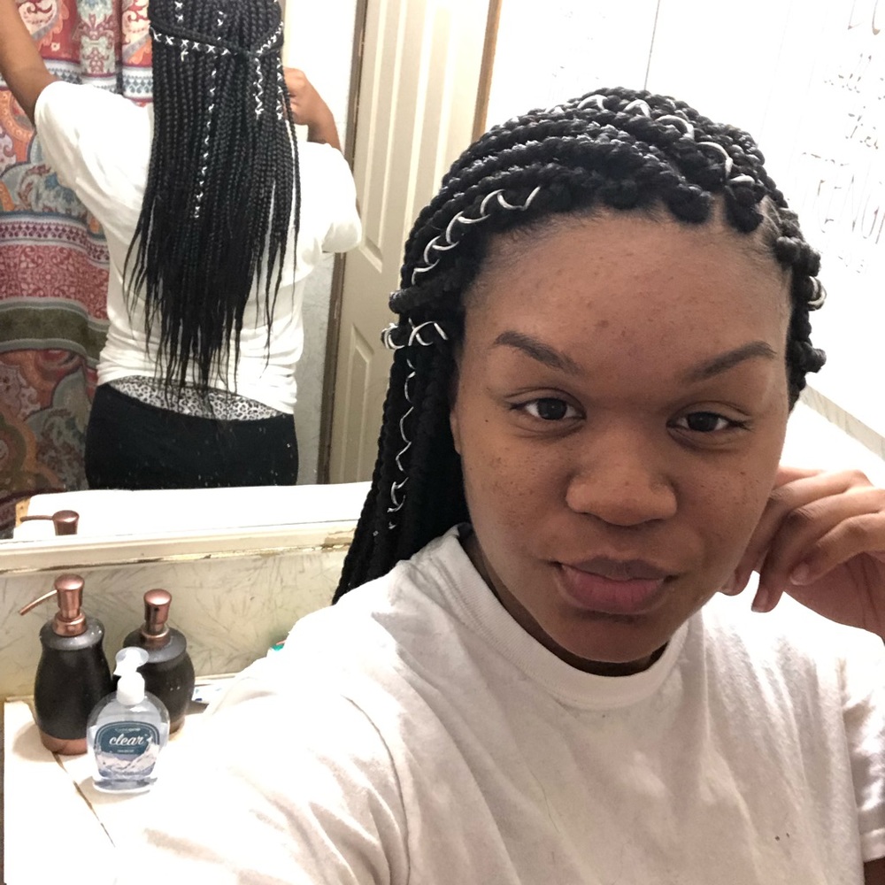 Meet your Posher, Bronzia